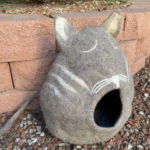 Modern Pet Furniture Gray Natural Wool Cat Bed Felted Cocoon Handmade Cave
